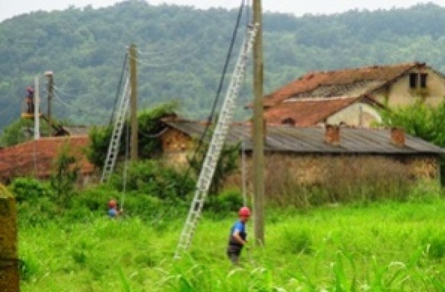 Подмениха част от електроровод в Златарица