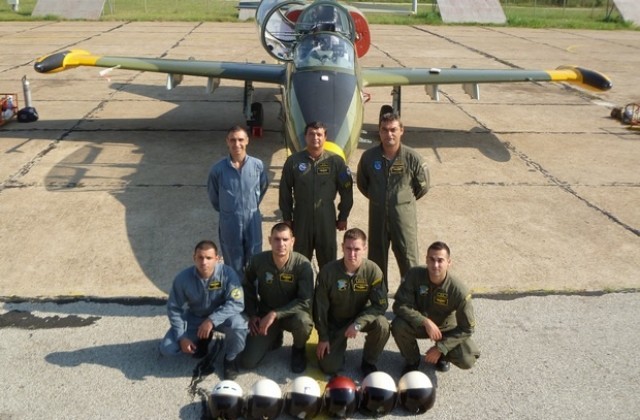 Упражнения по бойно използване на реактивния L-39-ZA проведоха в Д.Митрополия