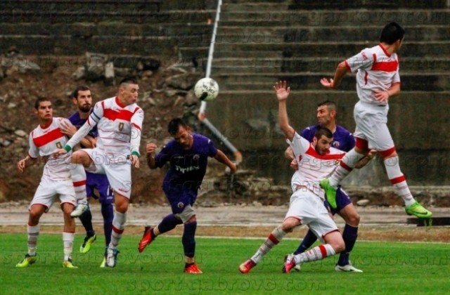 Виолетовите стартираха успешно сезона в Северозападната В група