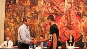 Членове на АБВМладежи Плевен получиха членски карти от Георги Първанов