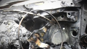  Пожар унищожи кола в Ален мак 