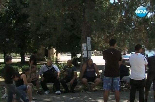 Напрежение в Бяла черква заради ромски семейства