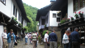 АЕК Етър очаква 13милионния си посетител