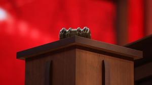 Дават на прокурор фирми наемали непълнолетни без разрешение