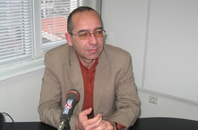 Д- р Стефан Константинов е вариант за водач на листата на Реформаторския блок