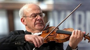 Минчо Минчев ще свири в Габрово на 1 и на