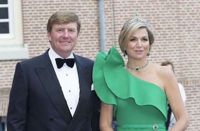 Холандия похарчила 460 000 евро за ограда на кралска вила в Гърция