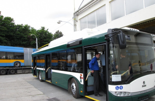 В Стара Загора пристигат три нови тролейбуса по ОП „Околна среда”