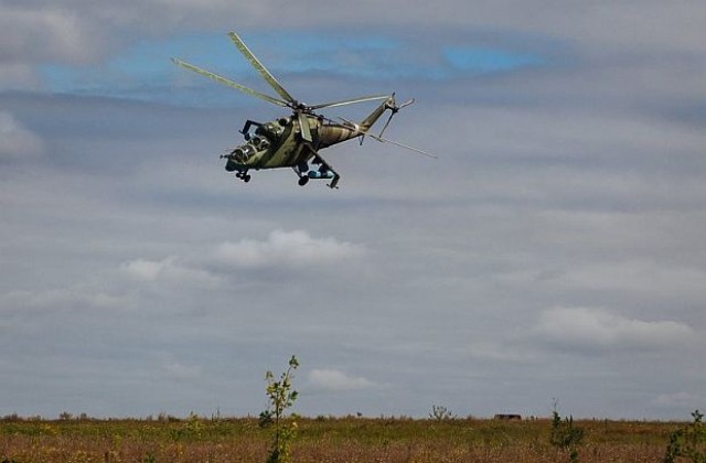 Проруските сепаратисти свалиха украински хеликоптер