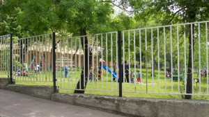 Доставчик на хранителни продукти за детските градини търси община Бобов