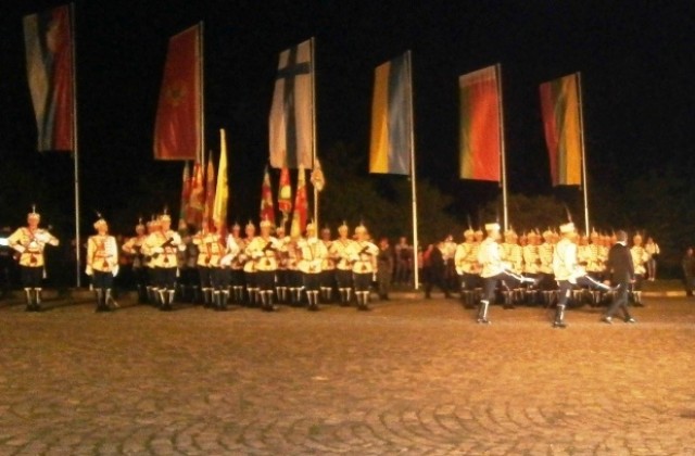 Президентът: Героите от Шипка проляха кръвта си за идеал, който следваме и днес