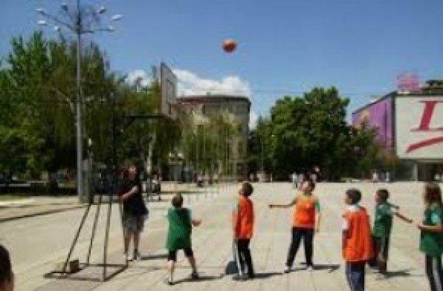 Млади баскетболисти с второ място в Сърбия