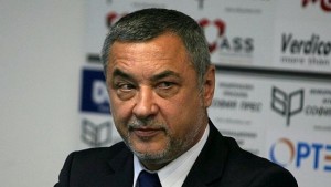 Лидерът на НФСБ се среща с граждани в Плевенска и