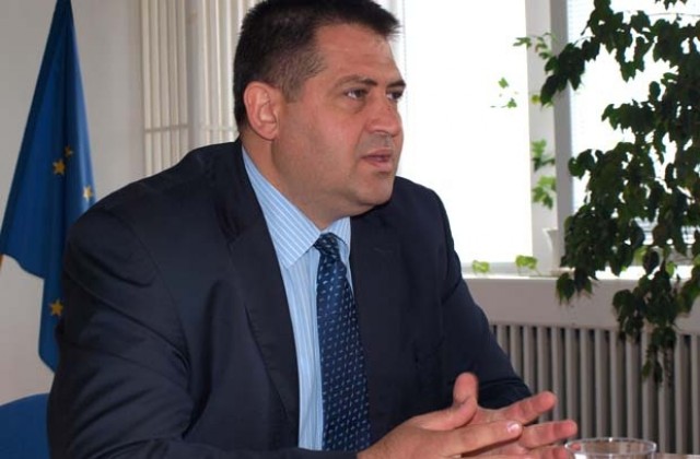 ГЕРБ с пълна листа, водач е Валентин Василев