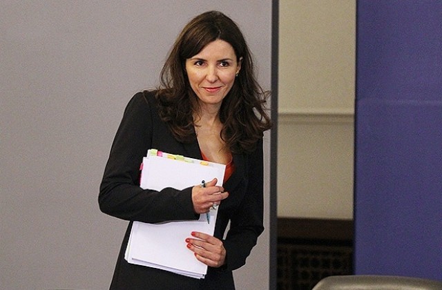 Вицепремиерът Илияна Цанова ще представи доклад за изпълнение на оперативните програми