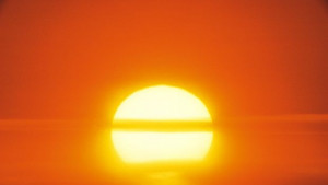 Учени надникнаха в душата на Слънцето