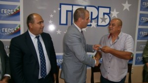 Дни преди изборите кметът на Брестовец стана член на ГЕРБ
