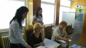 Нови жълти и кафяви контейнери за отпадъци в Габрово