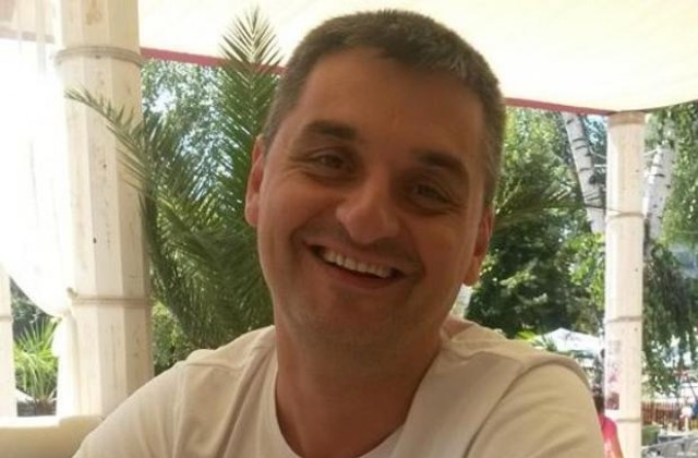 Кирил Добрев регистрира листата на коалиция БСП лява България