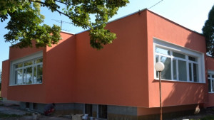 Напълно се обновява Младежкият дом в Казанлък