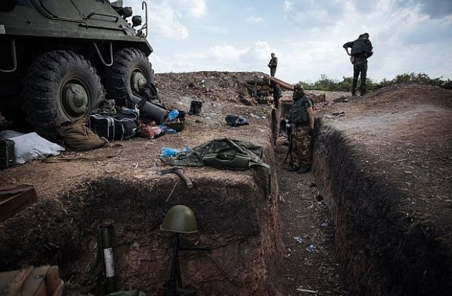 Руските сили укрепват позициите си в Югоизточна Украйна
