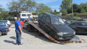 Вдигат от улиците изоставените стари трошки