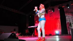 Неда Украден вълнува с неостаряващи хитове