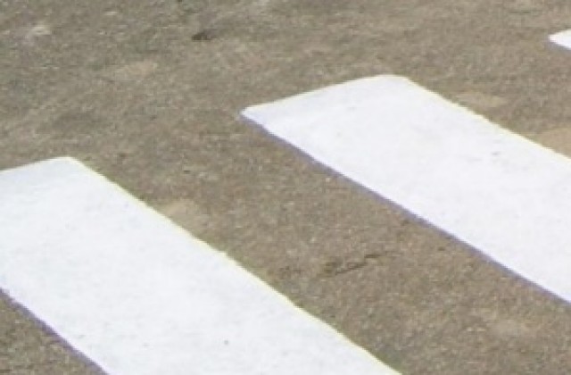 Момиченце на годинка пострада на пешеходна пътека в Стара Загора