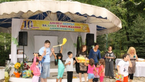 Увеличават капацитета на Дневния център за деца с увреждания