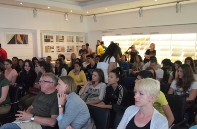 Вицепрезидентът на Babson College в Бостън ще посети Бургас по покана на фондация Кроношпан