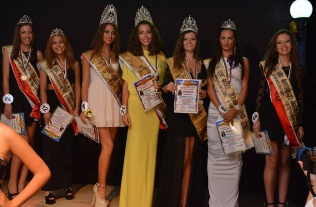 Антонина Колева спечели втори конкурс за красота в рамките на два месеца