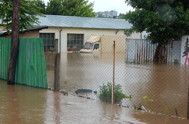 Всички кандидат-депутати на ГЕРБ заминават доброволци в пострадалите райони
