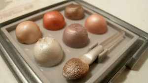 Търсиха опасни стоки в търговската мрежа