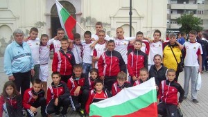 Младите хандбалисти на Локомотив Мездра седми на силен международен турнир