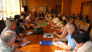 Набелязаха спешни мерки за решаване на проблемите с дърводобива