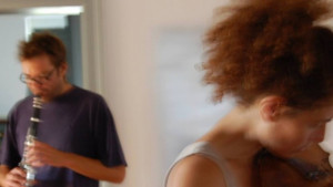 Дуо музиканти представят оригинални композиции в Таралеж