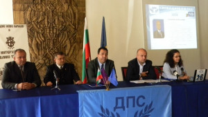 ДПС влиза в изборната битка със силен отбор от кандидати