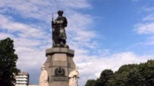 Общината Забранява се разполагането на сцени и други конструкции на