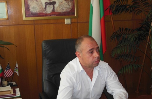 Полицията дебне купувачи на гласове, прави КПП- та в кв.Изток