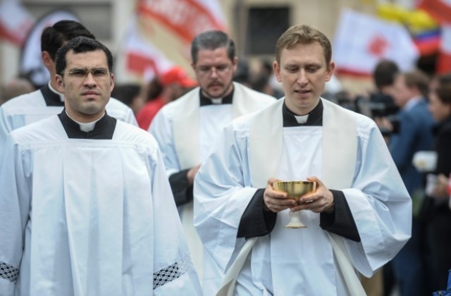 Свети Йоан XXIII и Свети Йоан Павел II ще се почитат на 11 и 22 октомври