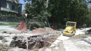 Асфалтират за два дни Оборище в Димитровград