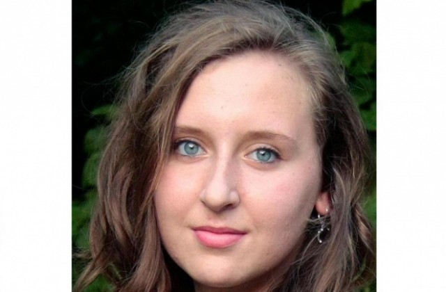 Ученичка от ПГ по туризъм с международен сертификат