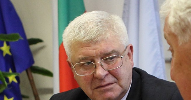 От ГЕРБ потвърдиха че името на новия здравен министър е