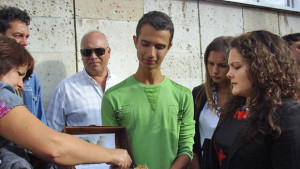 В Хуманитарна гимназия събираха средства за засегнати от наводнението деца