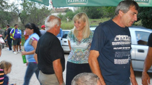 Петя Аврамова Не се продавайте Вярвайте на хора които обещават