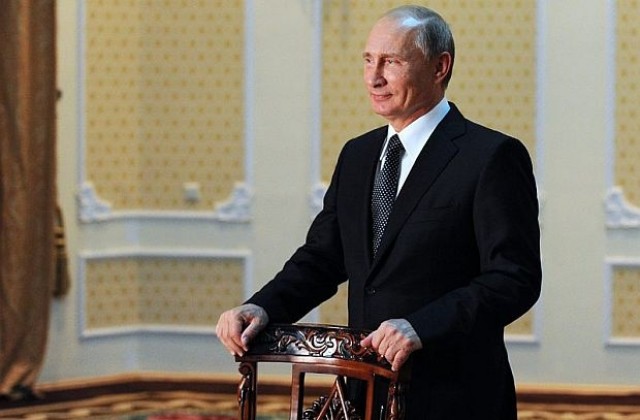 Русия ще разследва Евронюз, показали Путин като Хитлер