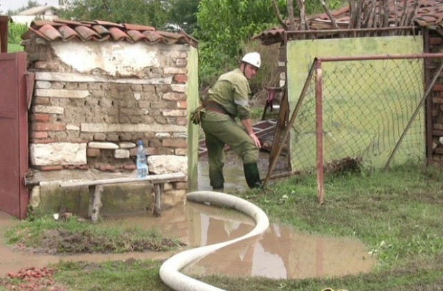 80 отводнявания след дъждовете, обстановката се нормализира