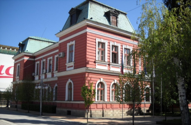 Община Кюстендил търси специалисти по проект за социално включване