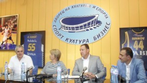 Ангел Найденов Има риск парите за Спортна зала да бъдат