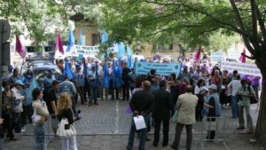 Служители на Напоителни системи протестират в София